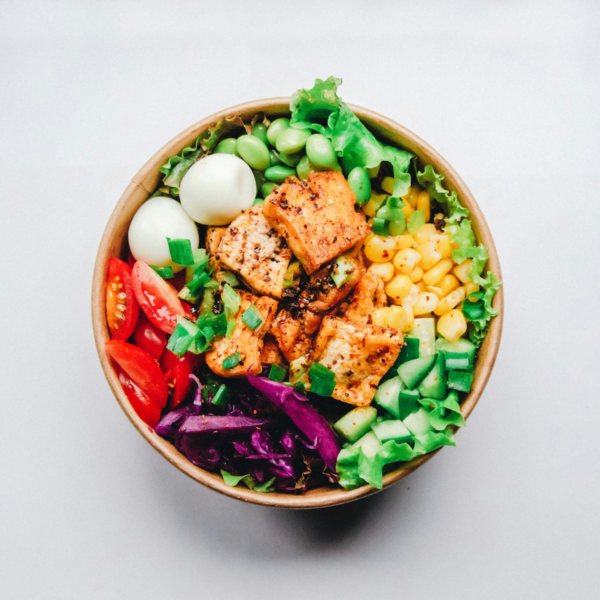 Soup Bowls vs. Salad Bowls: Selecting the Right Paper Container